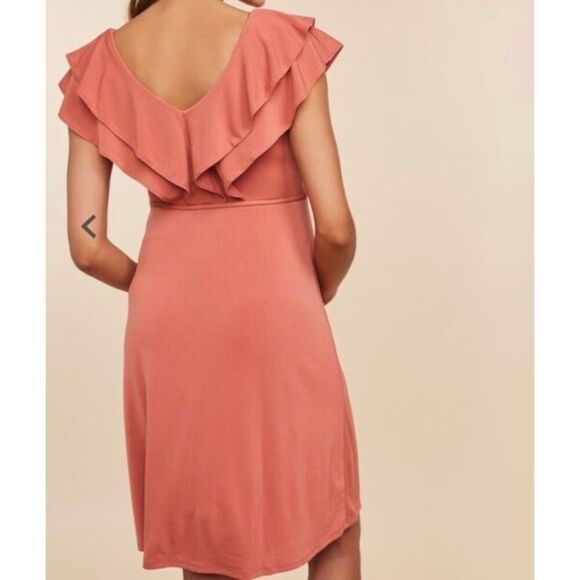 Jessica Simpson Maternity Ruffle Front Dress Small - Picture 2 of 6